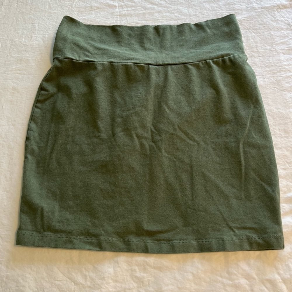 Charlotte Russe Body Con Skirt Green Large